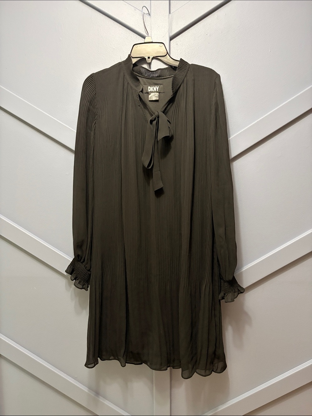 DKNY black Tie-Neck Pleated Long Sleeve Dress